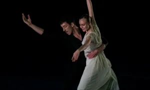 Bailado ‘Murmúrios de Pedro e Inês’ no Centro Cultural de Paredes de Coura q4